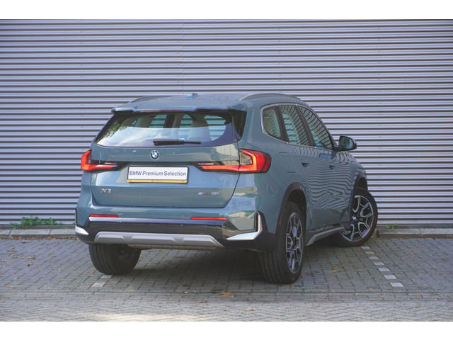 Foto 2 van BMW X1 sDrive18i | xLine | Innovation Pack | BMW Head-Up Display | Comfort Access | Voorbereiding Dr