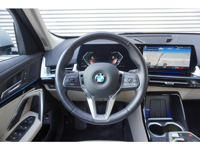 Foto 7 van BMW X1 sDrive18i | xLine | Innovation Pack | BMW Head-Up Display | Comfort Access | Voorbereiding Dr