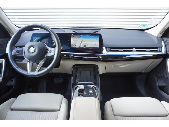 Foto 9 van BMW X1 sDrive18i | xLine | Innovation Pack | BMW Head-Up Display | Comfort Access | Voorbereiding Dr