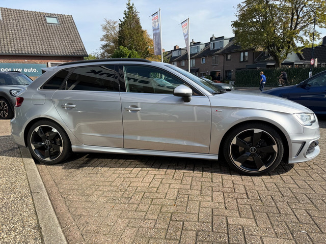 Foto 5 van Audi A3 Sportback 1.4 TFSI Ambiente Pro Line plus