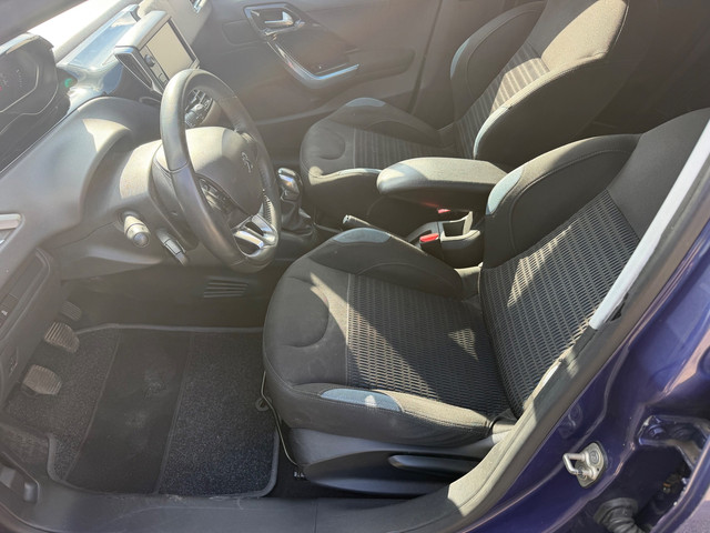 Foto 6 van Peugeot 208 1.4 VTi Allure LEES ADVERTENTIE
