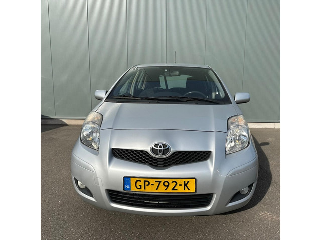 Foto 10 van Toyota Yaris 1.3 VVTi Aspiration AIRCO | ONDERHOUDSBOEKJE !