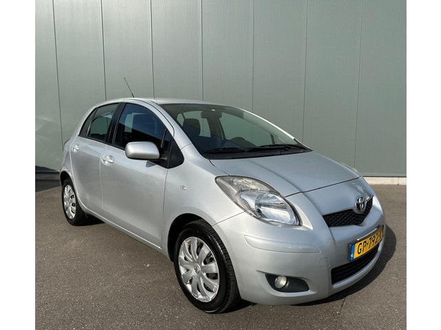 Foto 9 van Toyota Yaris 1.3 VVTi Aspiration AIRCO | ONDERHOUDSBOEKJE !