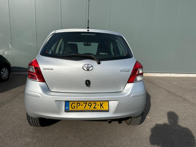 Foto 6 van Toyota Yaris 1.3 VVTi Aspiration AIRCO | ONDERHOUDSBOEKJE !
