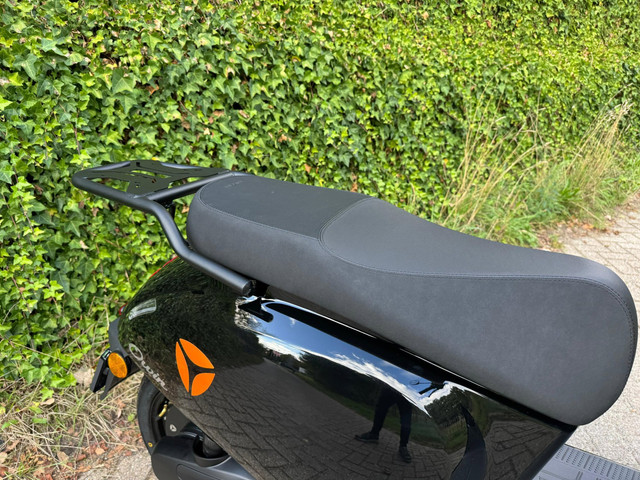Foto 9 van Yadea Owin 25-45km Electrische Scooter NIEUW STIJLVOL BETAAL