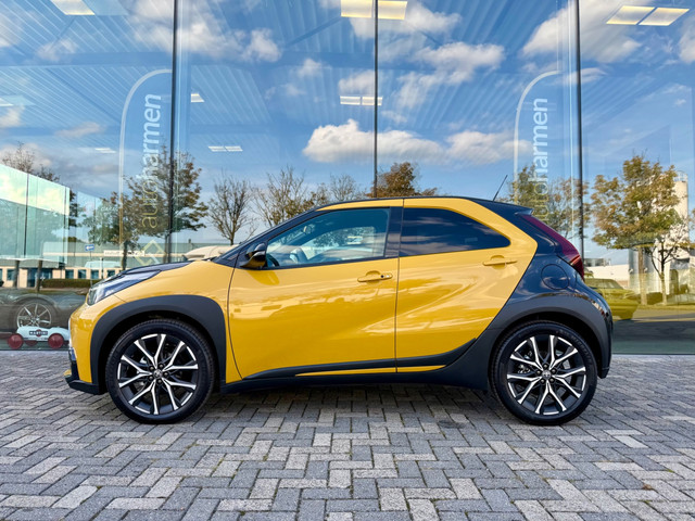 Foto 6 van Toyota Aygo X Hybrid 115 GR Sport, Nieuw en direct leverbaar!