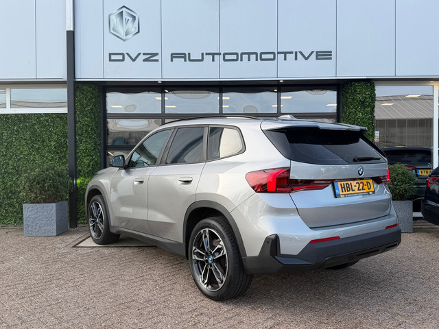 Foto 4 van BMW X1 SDrive18i 136PK Aut. | Camera | Carplay | 19" M-Sport | Dealer Ond.