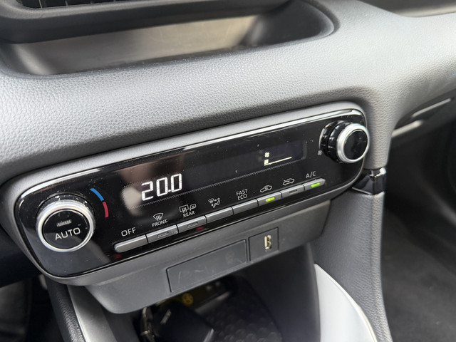 Toyota Yaris 1.5 Hybrid Dynamic NL Auto 1e Eigenaar Dealer Onderhouden Cruise