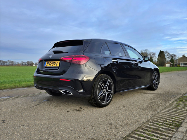 Foto 7 van Mercedes-Benz A-Klasse 250 e Star Edition AMG Line - 165 Pk - Euro 6 - Navi - Sfeerverlichting