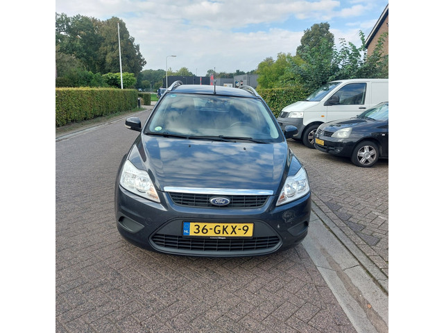 Foto 8 van Ford Focus Wagon 1.6 Trend met Nieuwe APK