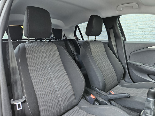Foto 8 van Opel Corsa 1.2 Edition Inclusief Afleveringskosten