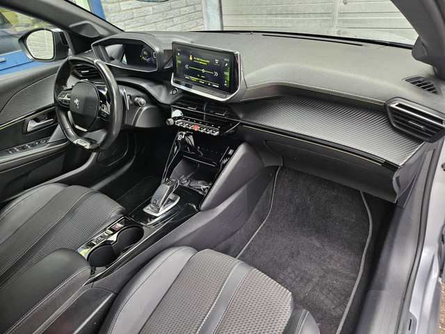 Foto 7 van Peugeot 208 1.2 PureTech GT Pack Inclusief Afleveringskosten