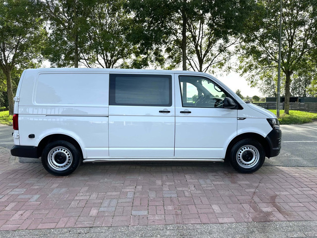 Foto 7 van Volkswagen Transporter 2.0 TDI L2H1 Highline AUTOMAAT MARGE