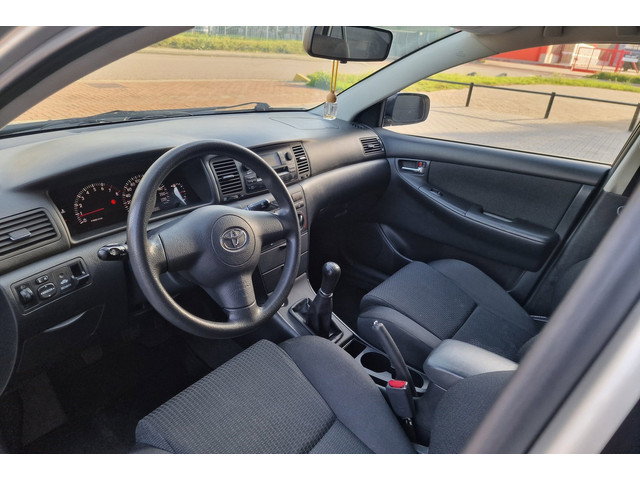 Foto 4 van Toyota Corolla 1.6 VVT-i Linea Terra AIRCO IJSKOUD 2 X SLEUTELS