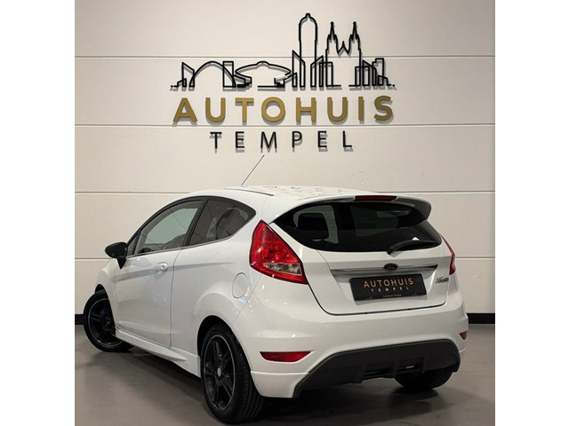 Foto 4 van Ford Fiesta 1.25 Trend Airco Climate Elektrische Ramen 15Inch