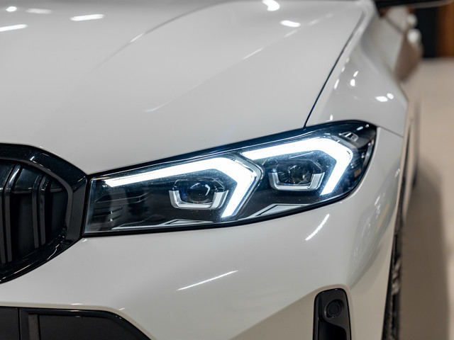 Foto 9 van BMW 3-serie Touring 330e M-Sport 292PK, Facelift, Shadow Line, Wide Screen, Voll Led, Navi, Adaptive