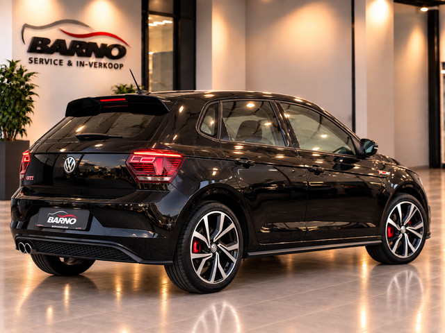 Foto 10 van Volkswagen POLO 2.0 TSI GTI CAMERA|VIRTUAL|
