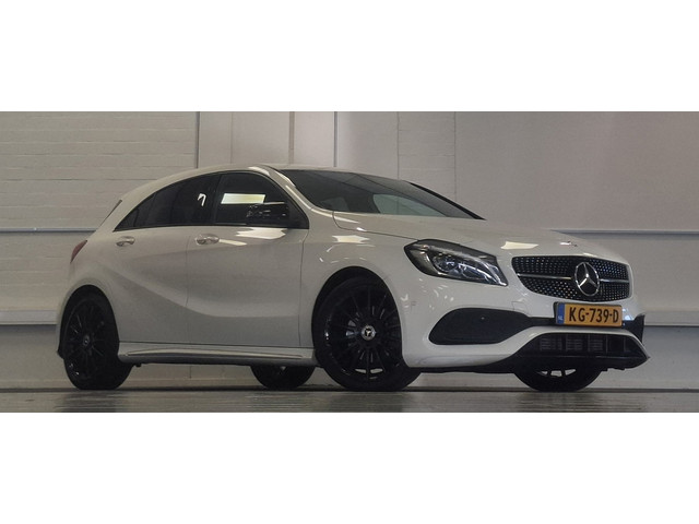 Foto 10 van Mercedes-Benz A-klasse 180 AMG Night Edition Plus Camera Xenon LED Leder Mooi!