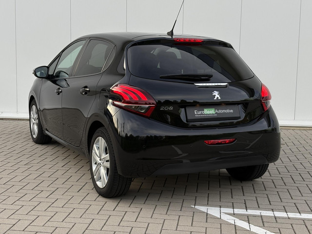 Foto 6 van Peugeot 208 1.2 PureTech Signature  | extreem lage km stand | stoelverwarming | carplay | Heel netje
