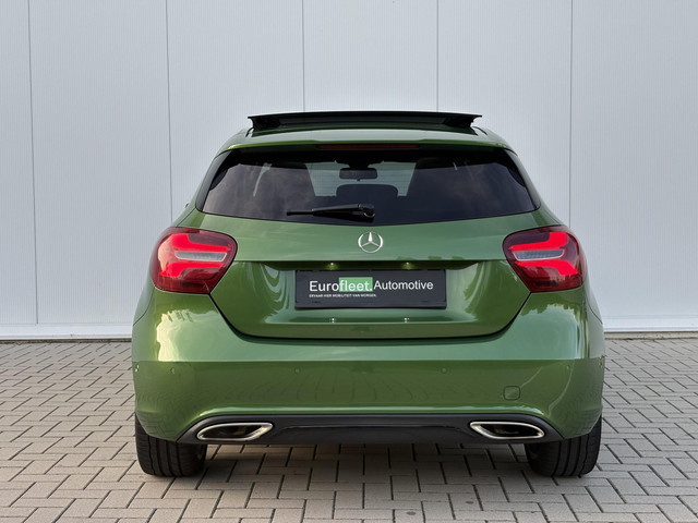 Foto 5 van Mercedes-Benz A-klasse A 160 Urban Exclusive | Night Package  | Panorama | Lederen bekleding