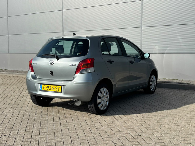 Foto 5 van Toyota Yaris 1.0 VVTi Acces Airco| 5Drs