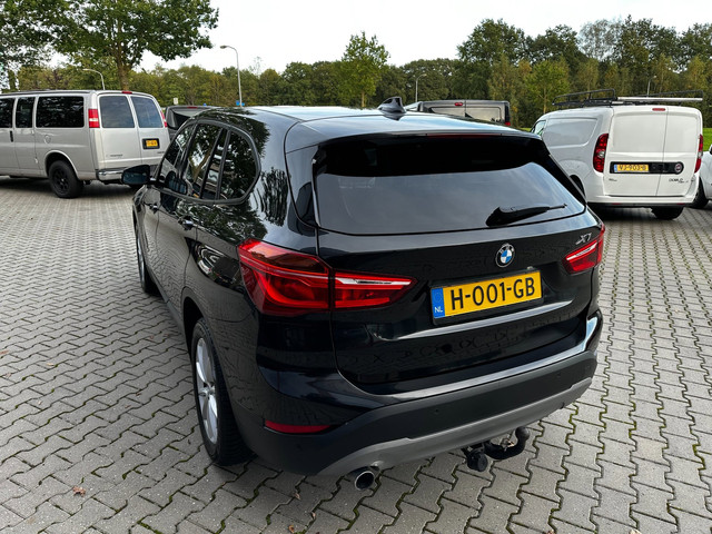 Foto 5 van BMW X1 SDrive18d High Executive / Automaat / Trekhaak / Navi / Cruise / Stoelver. /