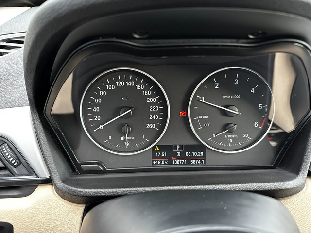 Foto 2 van BMW X1 SDrive18d High Executive / Automaat / Trekhaak / Navi / Cruise / Stoelver. /