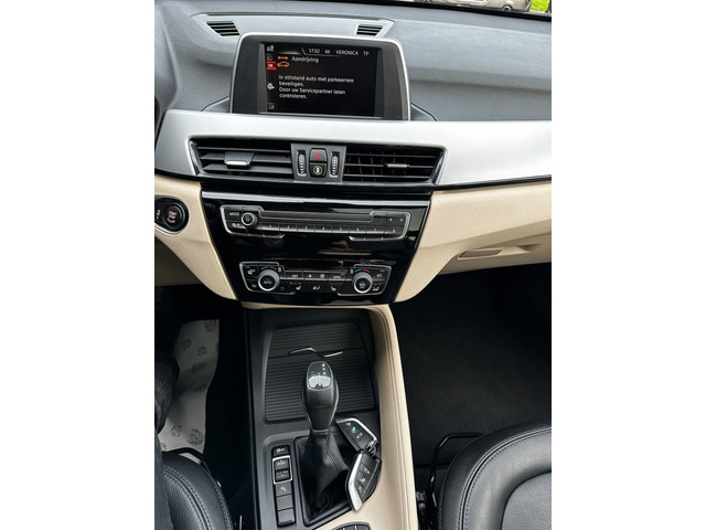 BMW X1 SDrive18d High Executive / Automaat / Trekhaak / Navi / Cruise / Stoelver. /