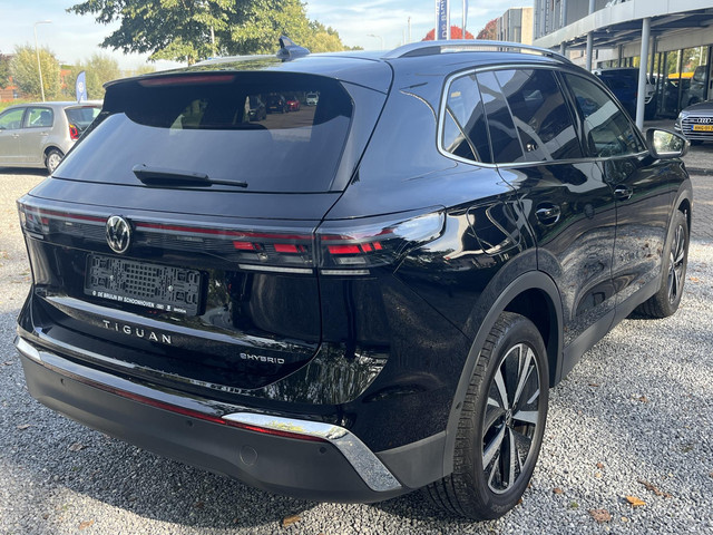 Foto 8 van Volkswagen Tiguan 1.5 eHybrid DSG Elegance (Trekhaak,Camera,IQ,Headup)