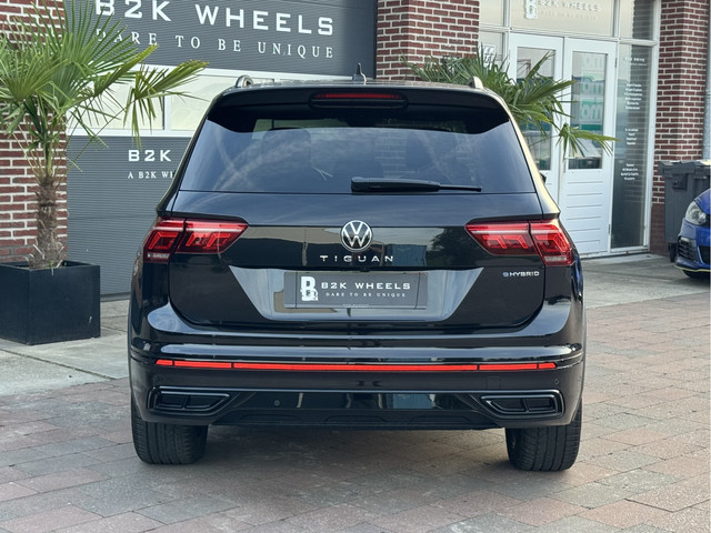 Foto 6 van Volkswagen Tiguan 1.4 TSI eHybrid R-Line Business+ | Black style | IQ Light | Stoel-stuur verw | Cam