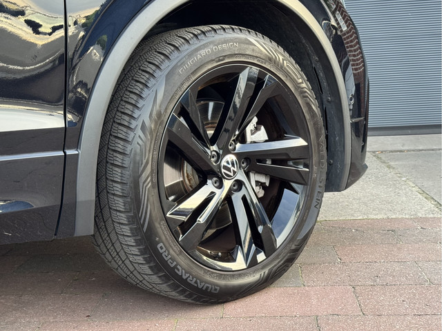 Foto 8 van Volkswagen Tiguan 1.4 TSI eHybrid R-Line Business+ | Black style | IQ Light | Stoel-stuur verw | Cam