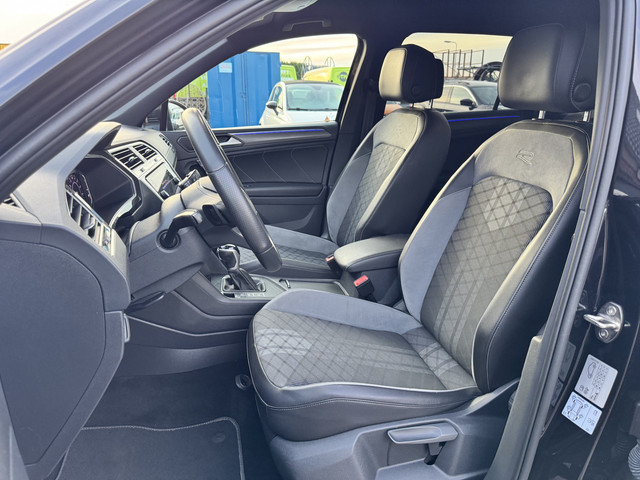 Foto 10 van Volkswagen Tiguan 1.4 TSI eHybrid R-Line Business+ | Black style | IQ Light | Stoel-stuur verw | Cam