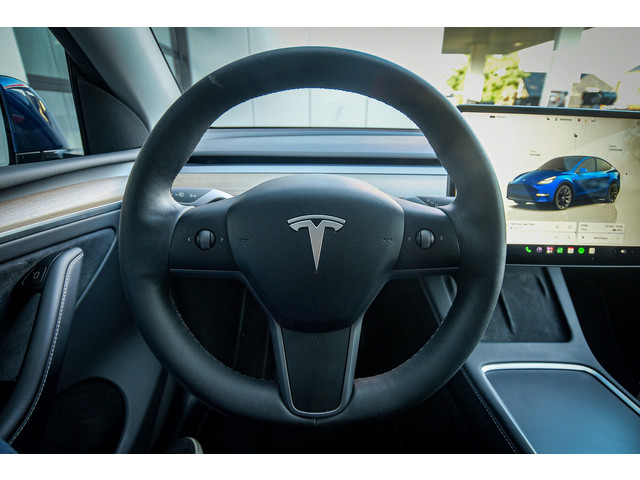 Foto 2 van Tesla Model Y Long Rang Dual Motor AWD 75 kWh Enhanced Autopilot