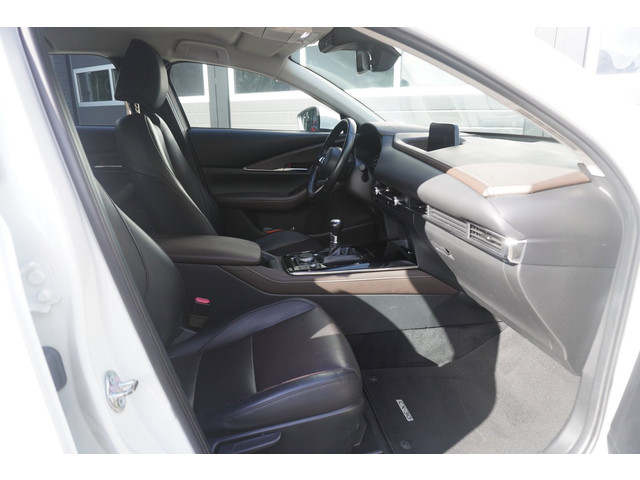 Foto 2 van Mazda CX-30 2.0 e-SkyActiv-X M Hybrid Comfort Climate Control/Carplay/Cruise/Navi/Trekhaak afneembaa