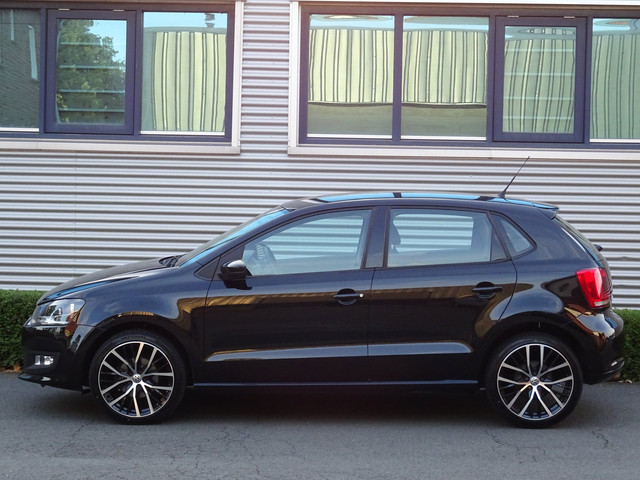 Foto 10 van Volkswagen Polo 1.4 5-Deurs Comfortline Airco Carplay