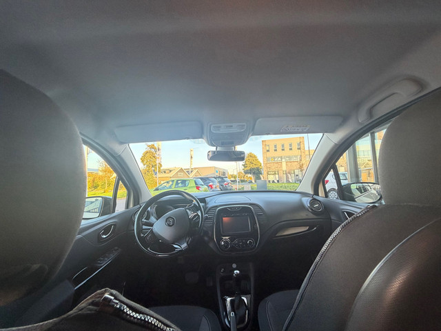 Foto 10 van Renault Captur 1.2 TCe Helly Hansen/automaat/airco/cruise/ Trekhaak/camra/PDC achter/Dealer onderhou