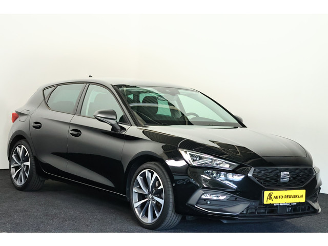 Foto 6 van SEAT Leon 1.5 eTSI FR / LED / Navi / CarPlay / ACC / Camera