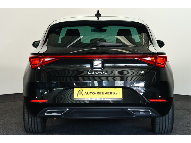 Foto 3 van SEAT Leon 1.5 eTSI FR / LED / Navi / CarPlay / ACC / Camera