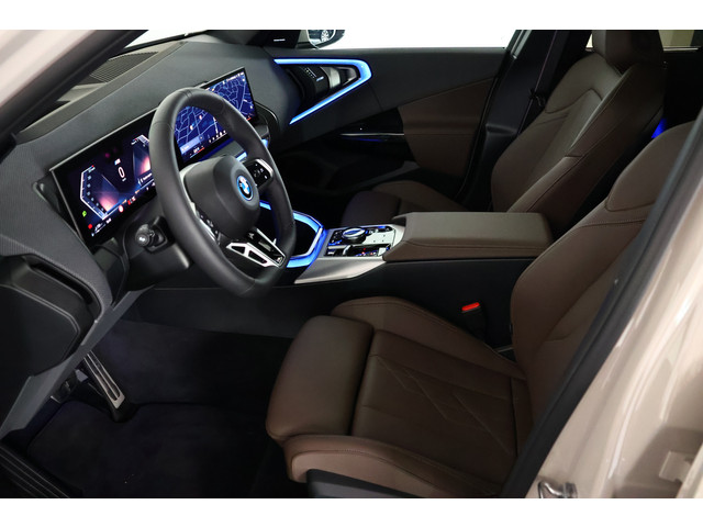 BMW X3 30e xDrive M-Sport / Pano / HUD / CarPlay / ACC / Harmankardon