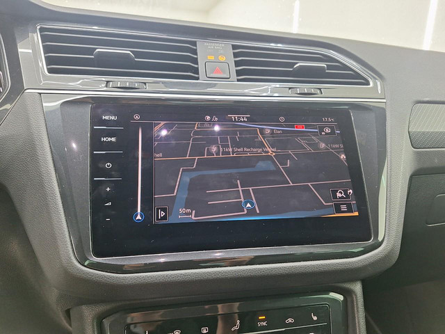 Foto 6 van Volkswagen Tiguan 1.5 TSI 3X R-Line Business+Led+Navigatie+Camera+Assist/winter-Pakket = RIJKLAAR !!