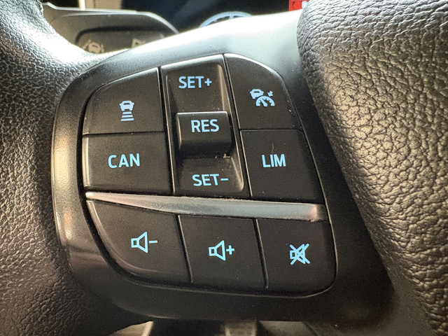 Foto 3 van Ford Transit Custom 320 2.0 TDCI L1H1 Sport DC Camera, Cruise, PDC