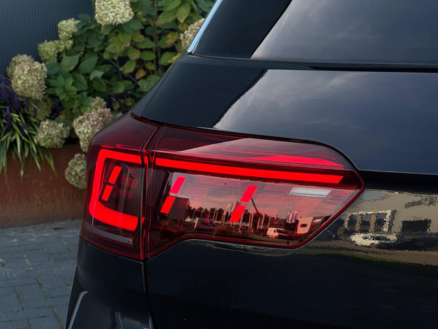 Foto 4 van Volkswagen T-Roc 1.5 TSI 3x R-Line FULL PANO|LEDER|CAMERA|ACC|ECC