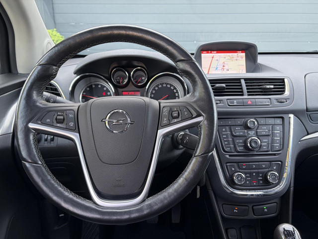 Foto 9 van Opel Mokka 1.4 T Cosmo ✓1e Eigenaar✓Pano✓Camera✓Navi✓Leder✓Stoelverwarming✓Leder✓Trekhaak✓Dealer Ond
