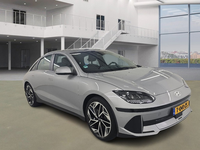 Foto 3 van Hyundai IONIQ 6 Style 53 kWh | SOH 98% | Adapt. Cruise | Camera | 20 Inch | Carplay | 429km Wltp