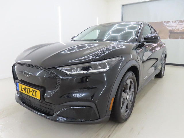 Foto 2 van Ford Mustang Mach-E RWD 75 kWh | SOH 93% | 360 Camera | Carplay | Stoel- en stuurverwarming | 1e Eig