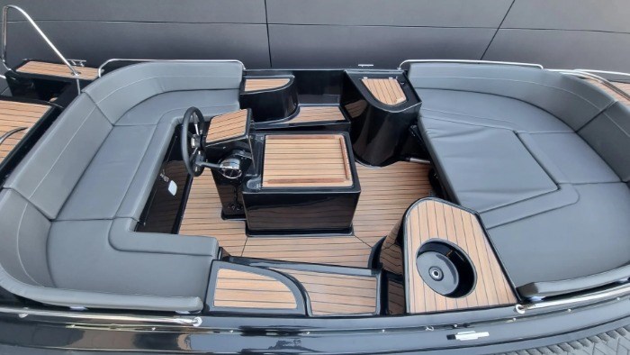 Foto 5 van Gentle Julia 710 Sloep | 7 meter | Motor in de bun