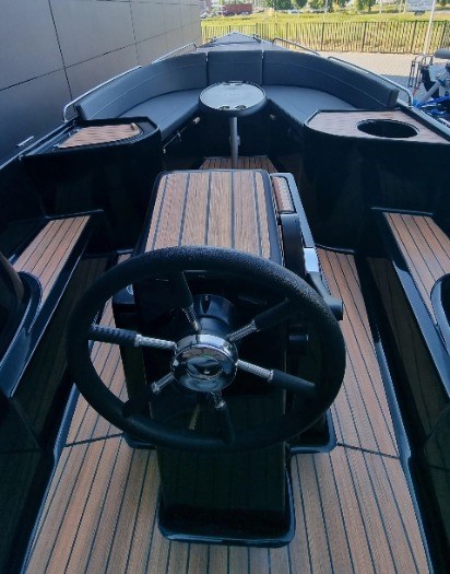 Foto 7 van Gentle Julia 710 Sloep | 7 meter | Motor in de bun